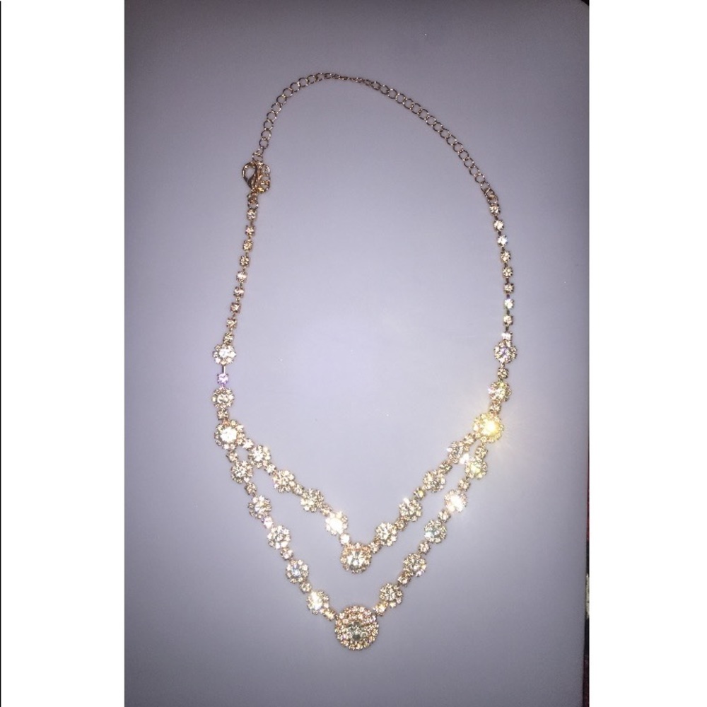 Never worn rose gold and diamond necklace!!